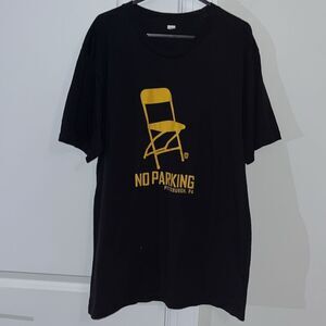 Funny Black Pittsburgh Steelers Pirates Penguins Fan fun tee t shirt Gold Chair